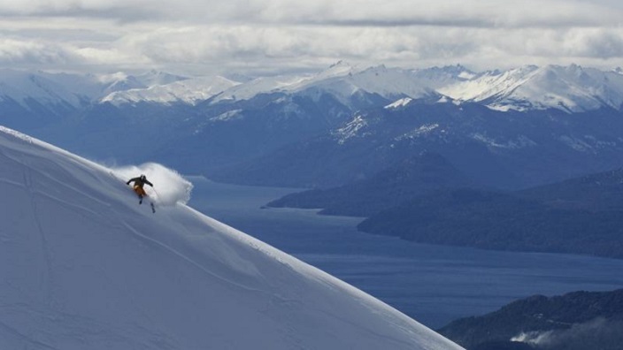 Catedral-Slopes-above-lake-704